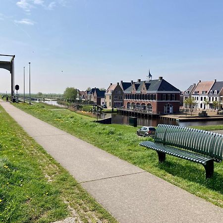 Sonnenhaus 6 Pers House With Sunny Terrace At A Typical Dutch Canal & By Lauwersmeer Lake. Anjum Extérieur photo
