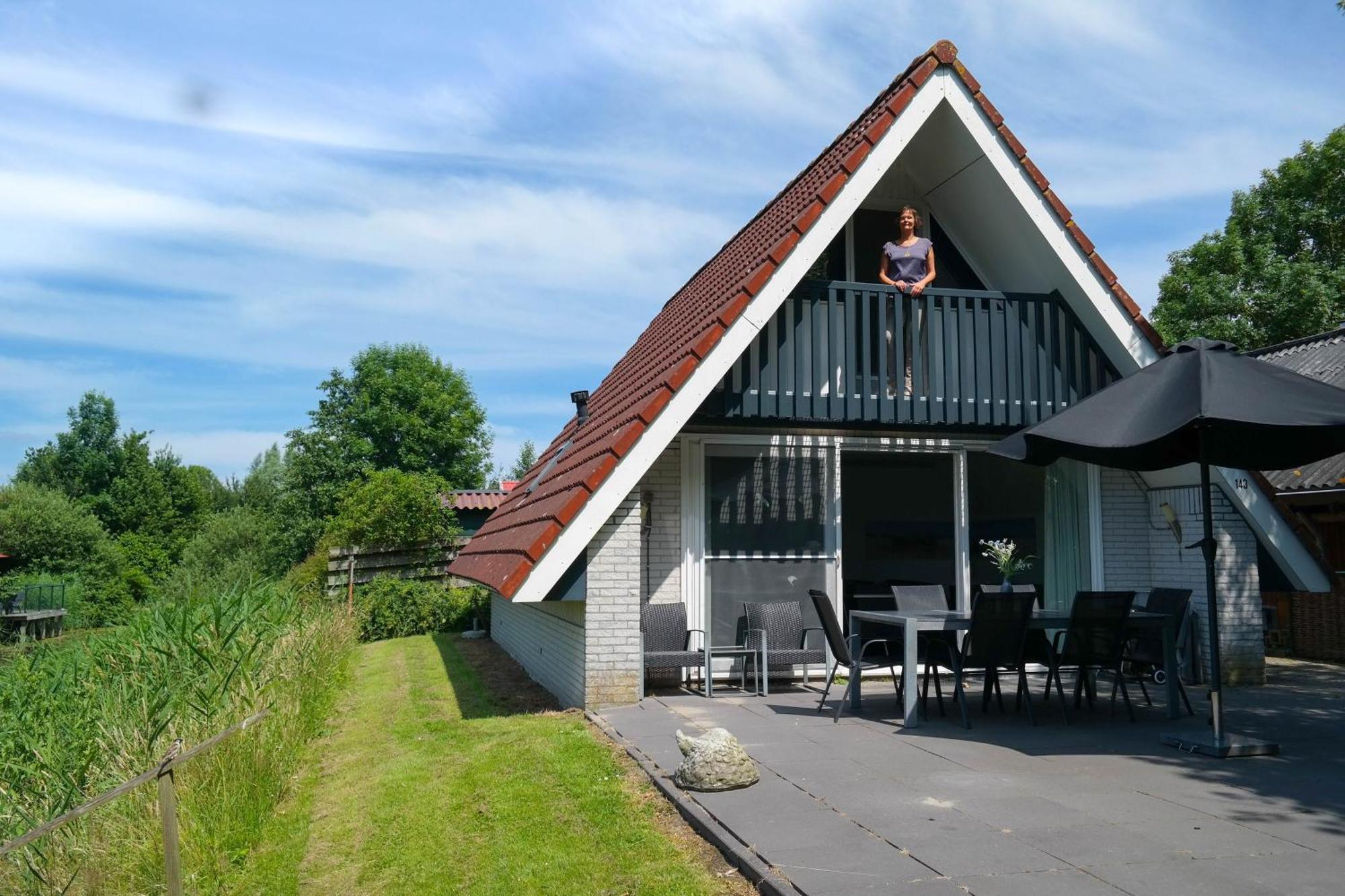 Sonnenhaus 6 Pers House With Sunny Terrace At A Typical Dutch Canal & By Lauwersmeer Lake. Anjum Extérieur photo